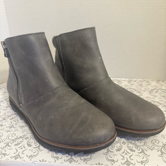 Sorel Harlow Waterproof Chelsea Zip Up Ankle
Boots Size 7.5 - Picture 4 of 10